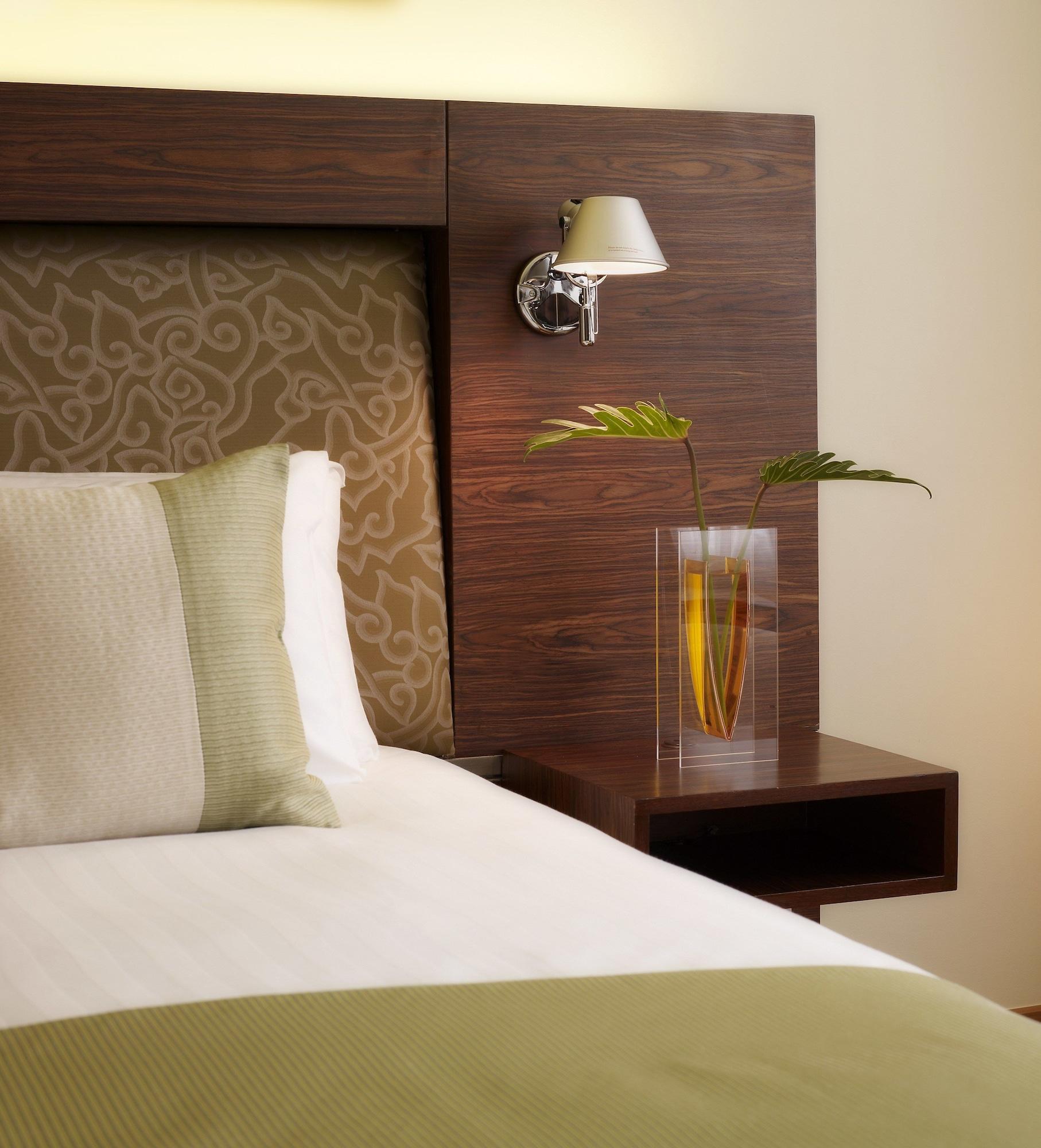 Nh Asoke Отель 4*