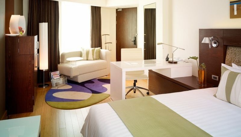 Отель Nh Asoke 4*