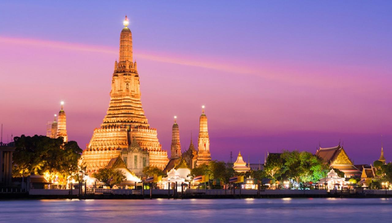 Отель Nh Asoke 4*